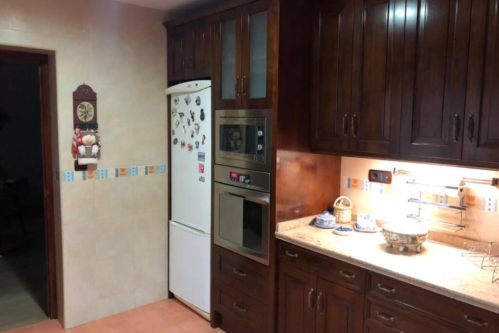 Casa En Granada Con Hermoso Jardin, Parking Calle Dış mekan fotoğraf